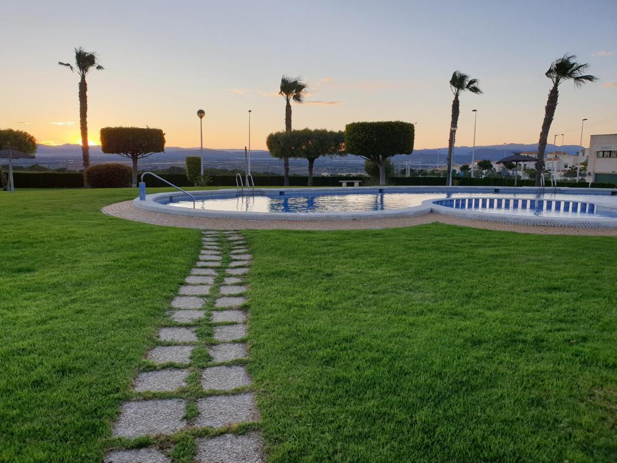 Mediterraneamente Soleado Santa Pola Exteriér fotografie