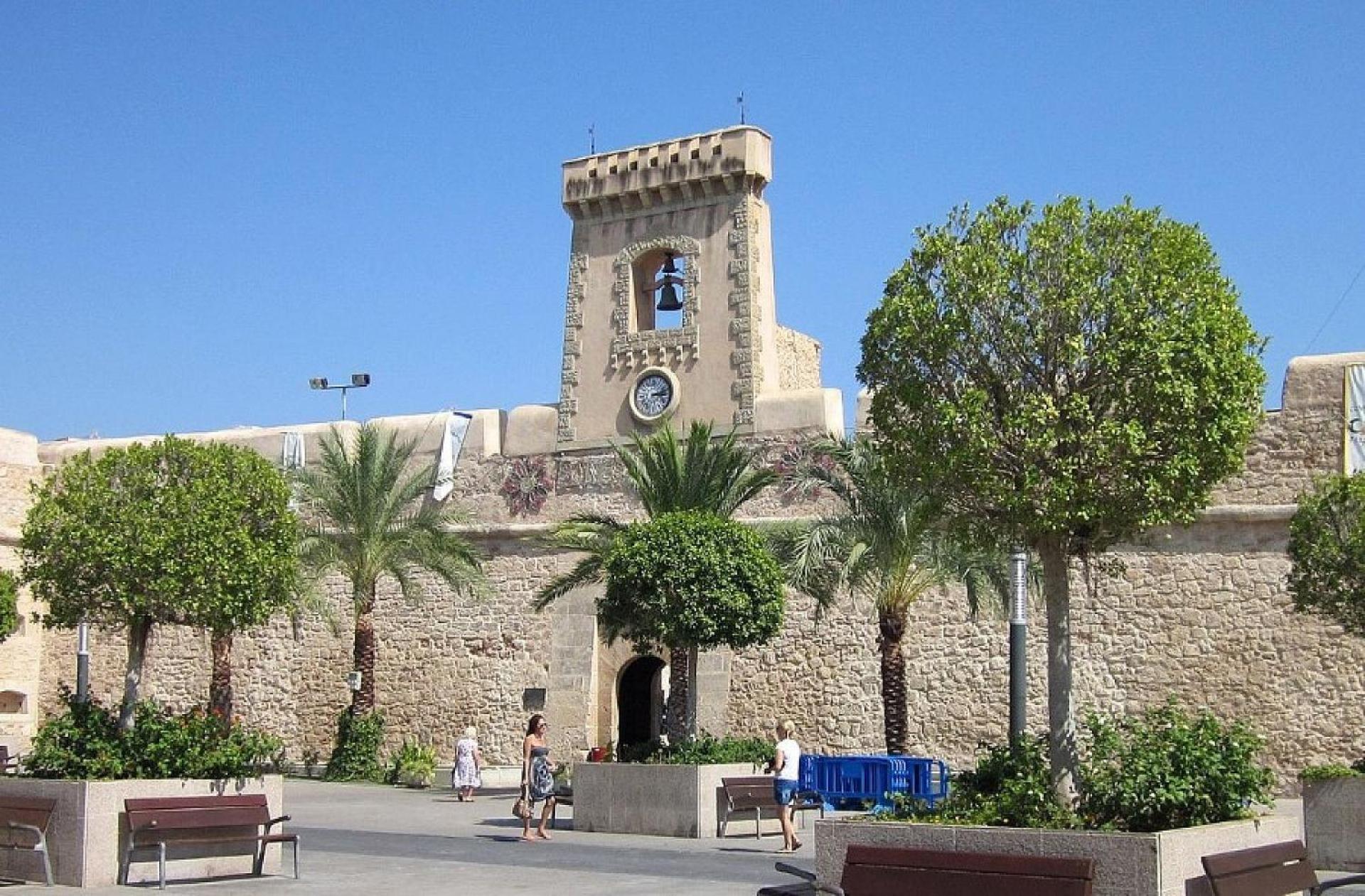 Mediterraneamente Soleado Santa Pola Exteriér fotografie